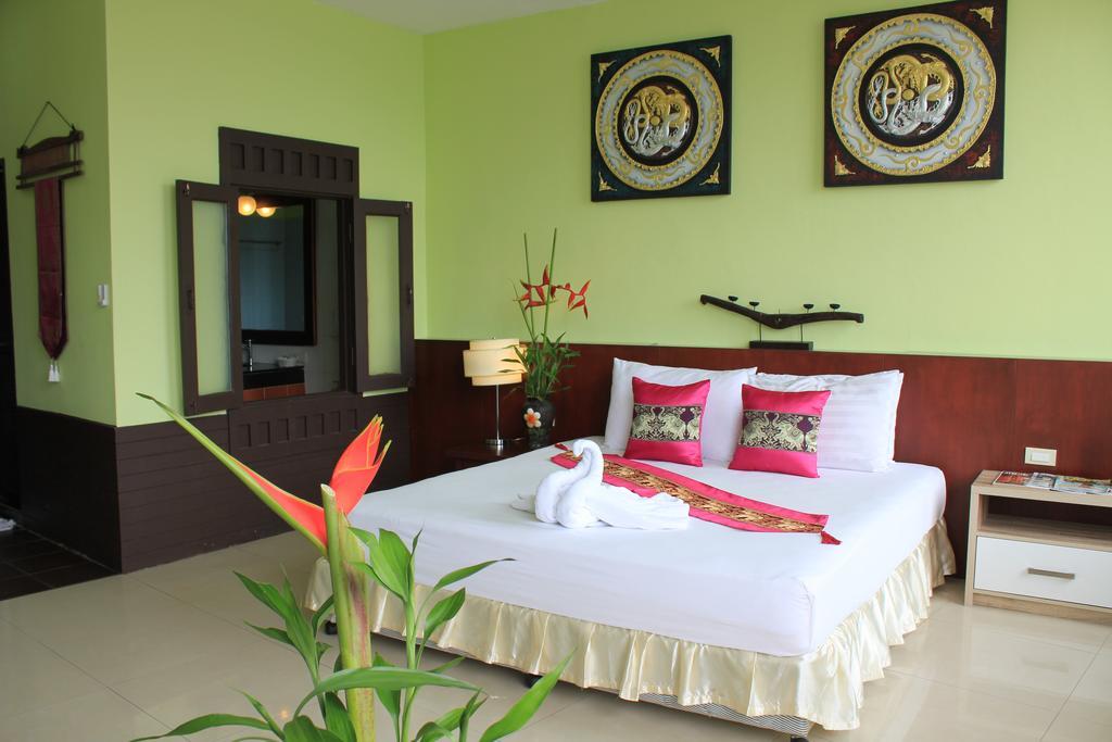 Mook Anda Hotel Phuket Exterior photo