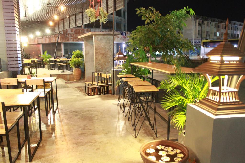 Mook Anda Hotel Phuket Exterior photo