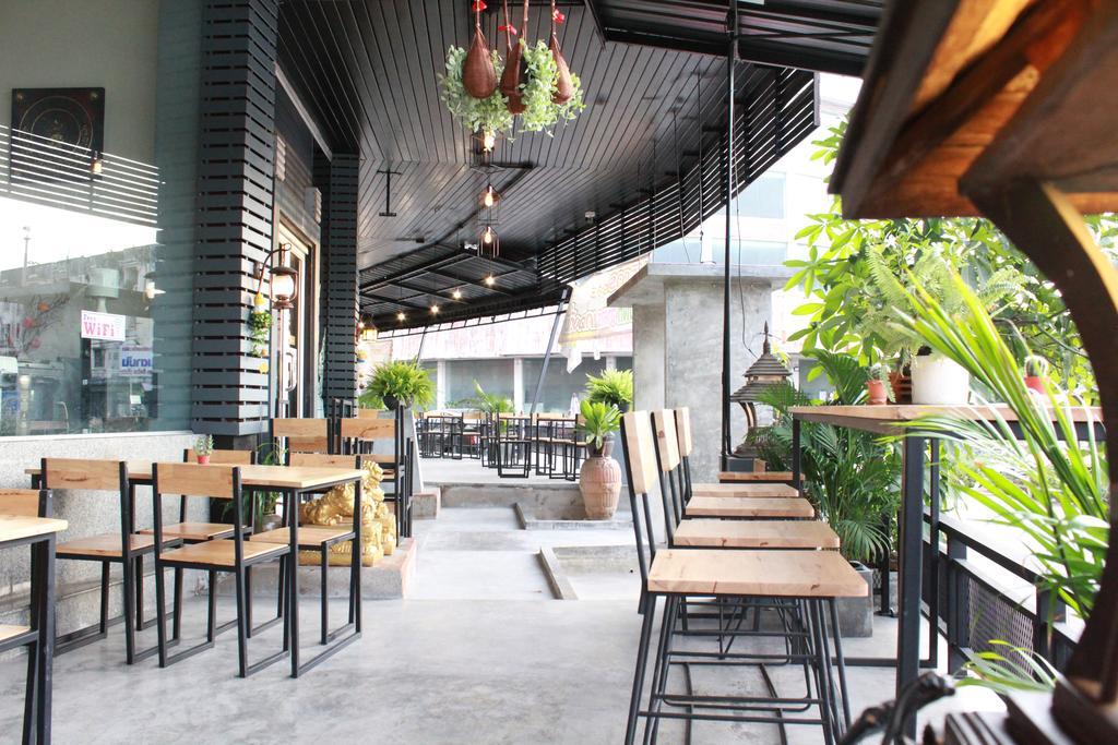 Mook Anda Hotel Phuket Exterior photo
